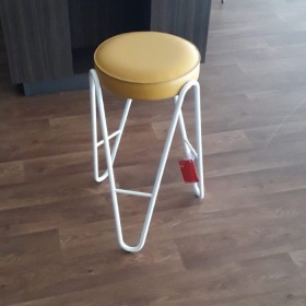 APELLE JUMP h=65 pusbāra krēsls